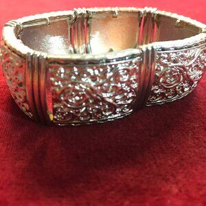 vintage 1" wide  stretch bracelets   silver tone